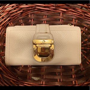 Michael Kors Leather wallet